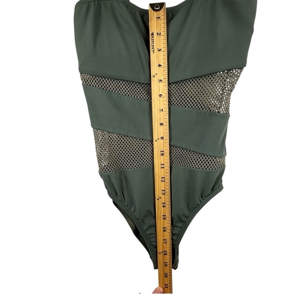 Carmen Marc Valvo One piece Olive Green Mesh Stripe panels Size 6 Summer Beach - Picture 13 of 13